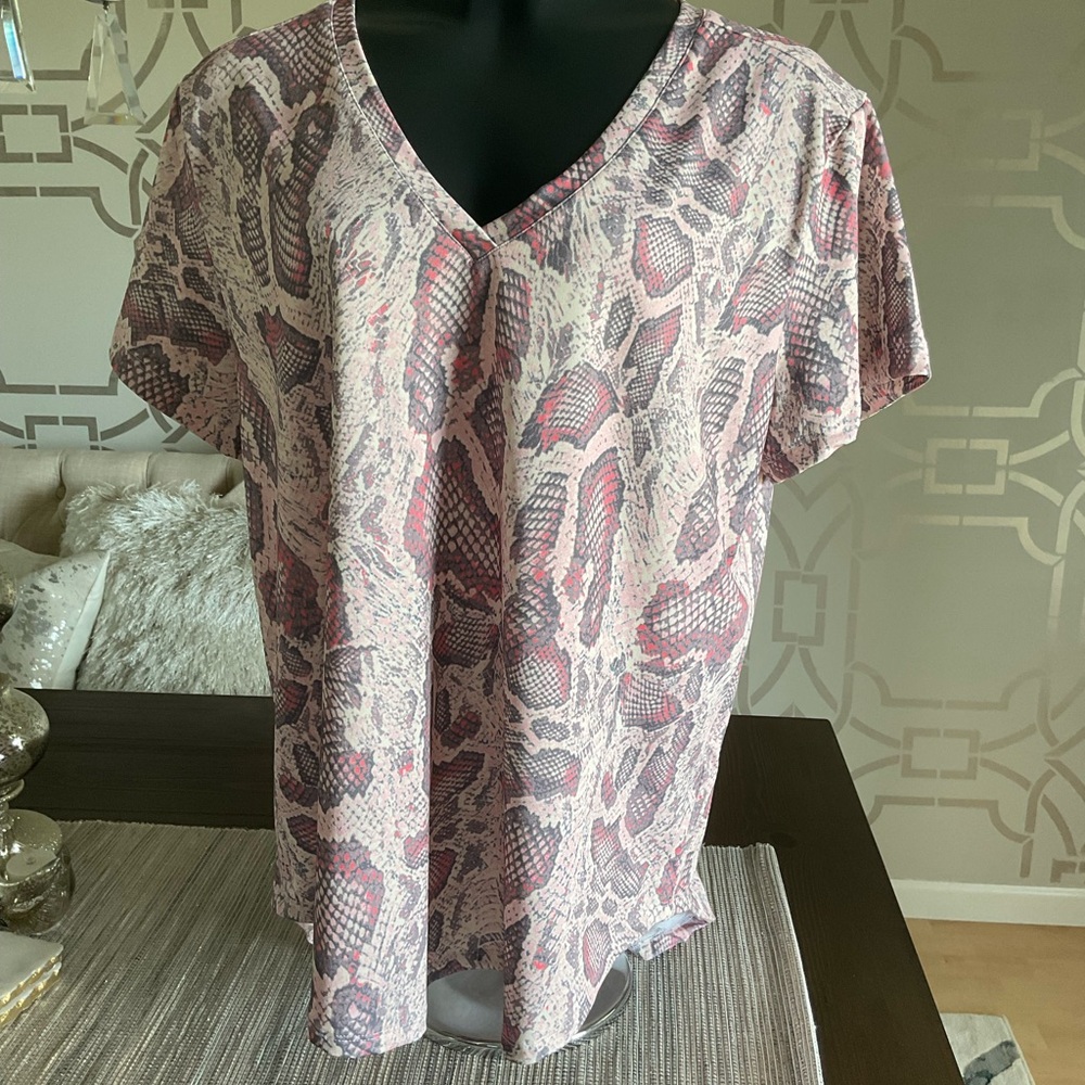 Women's Snake Print V-Neck Top Size L